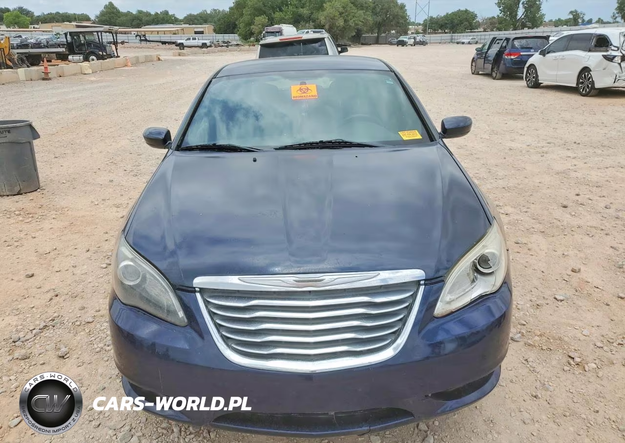 2014 Chrysler 200 Touring VIN:1C3CCBBB6EN165144 - 5