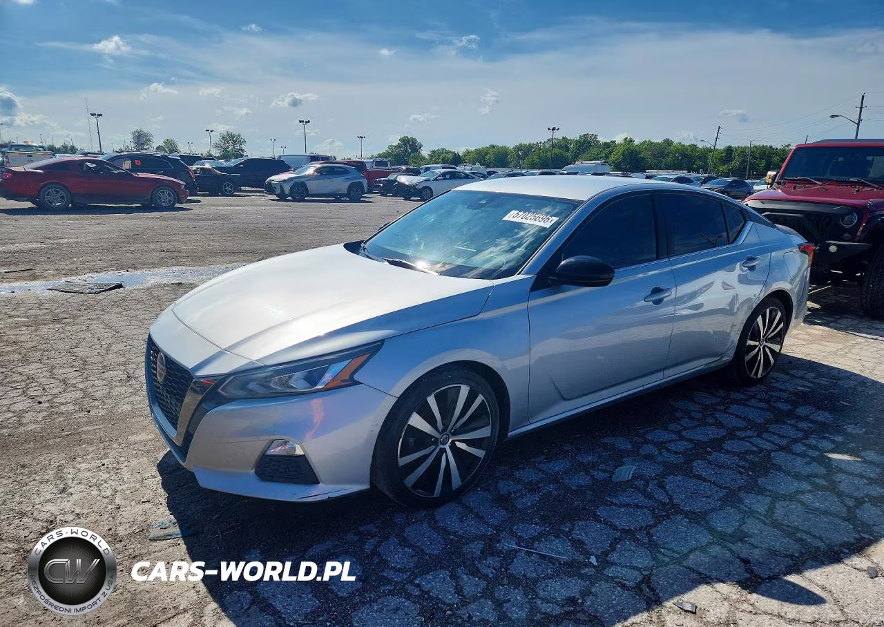 2020 Nissan Altima Sr – zdjęcie 1 z 12