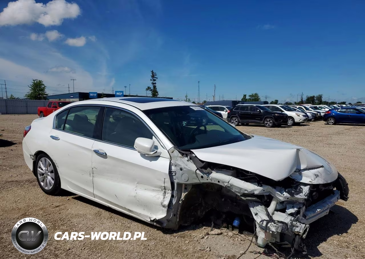 2013 Honda Accord Touring VIN:1HGCR3F9XDA040825 - 4