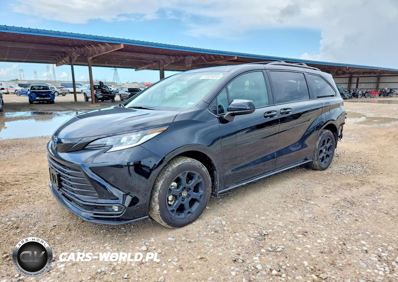 2025 Toyota Sienna Woodland Edition – zdjęcie 1 z 14