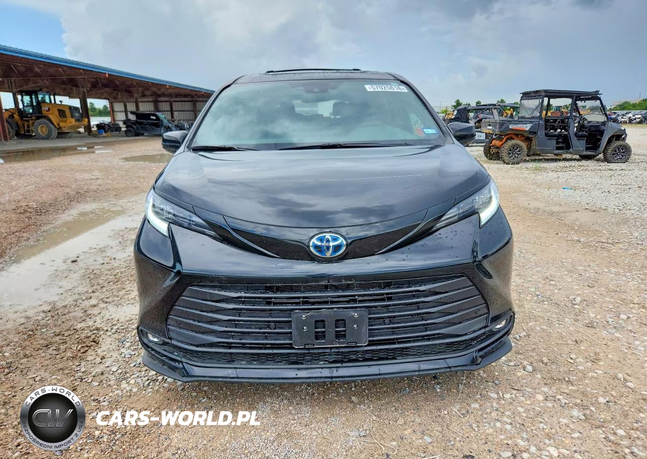 2025 Toyota Sienna Woodland Edition VIN:5TDCSKFC0SS214605 - 5