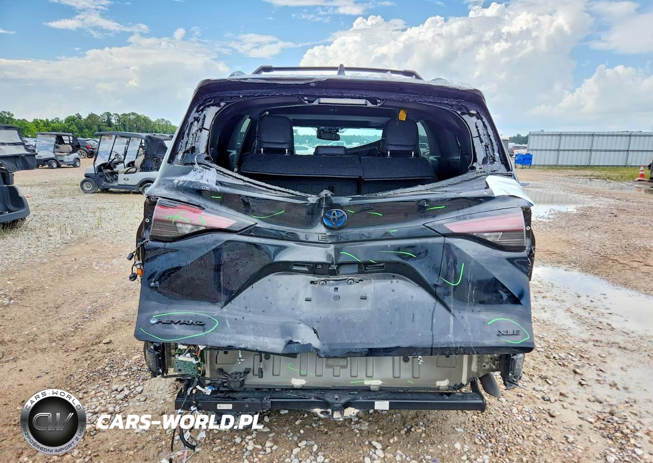 2025 Toyota Sienna Woodland Edition VIN:5TDCSKFC0SS214605 - 6