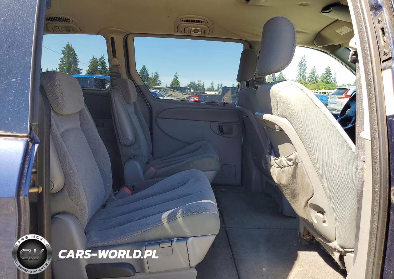 2005 Dodge Grand Caravan Sxt VIN:2D4GP44L05R561904 - 11