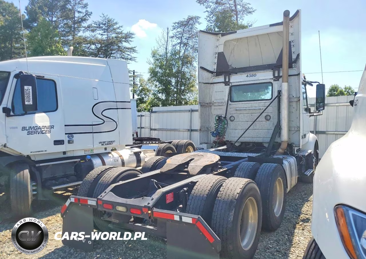 2021 Volvo Vnr Semi Truck VIN:4V4WC9EH8MN276718 - 4