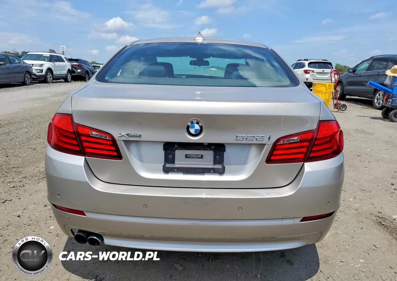 2013 BMW 528 Xi VIN:WBAXH5C59DD108849 - 6