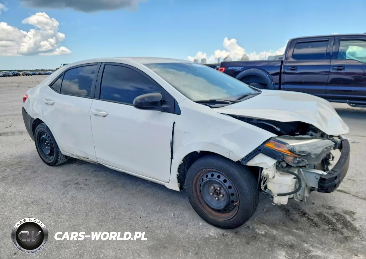 2019 Toyota Corolla Le VIN:5YFBURHEXKP927002 - 4
