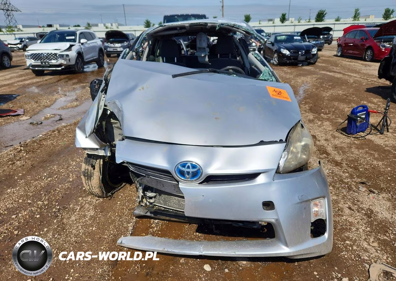 2011 Toyota Prius Two VIN:JTDKN3DU8B0294257 - 5