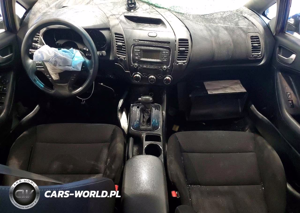 2018 Kia Forte Lx VIN:3KPFK4A79JE212136 - 8