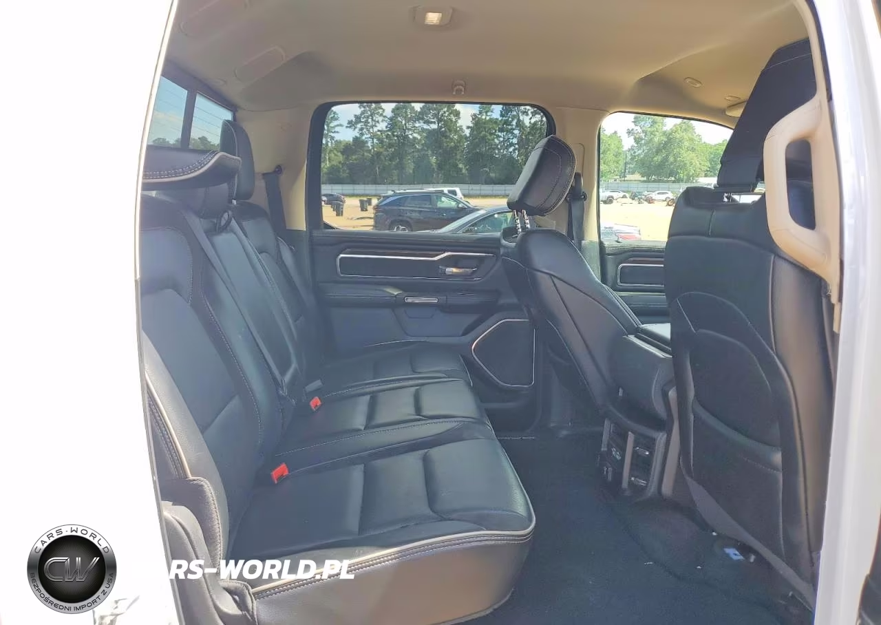 2021 Ram 1500 Laramie VIN:1C6SRFJT8MN719250 - 10