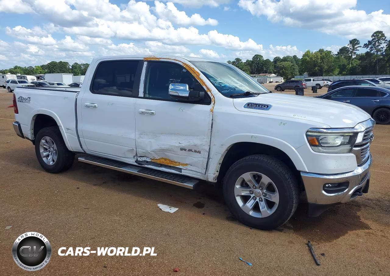 2021 Ram 1500 Laramie VIN:1C6SRFJT8MN719250 - 4