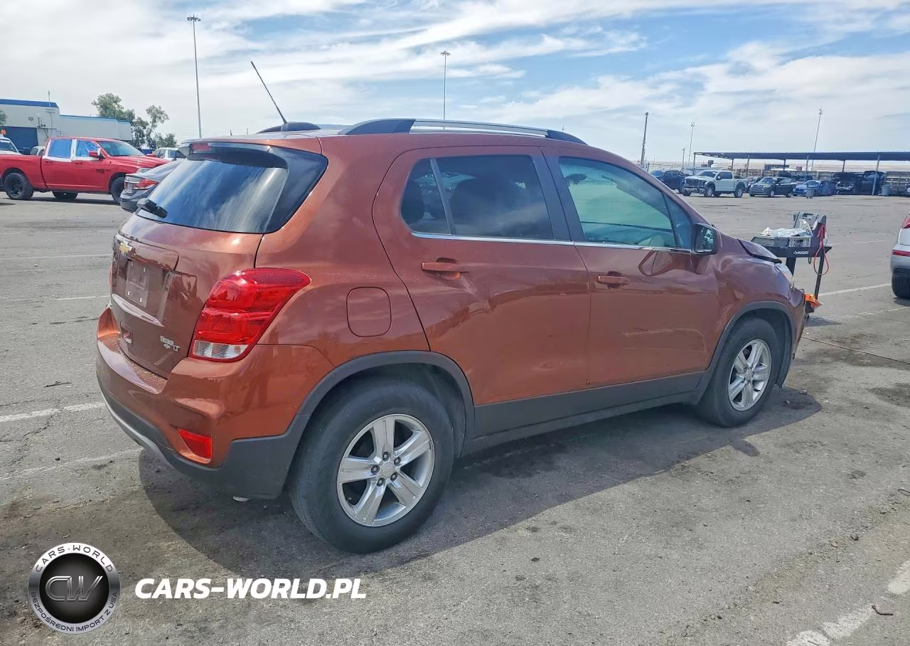 2019 Chevrolet Trax 1Lt VIN:3GNCJLSB3KL236584 - 3