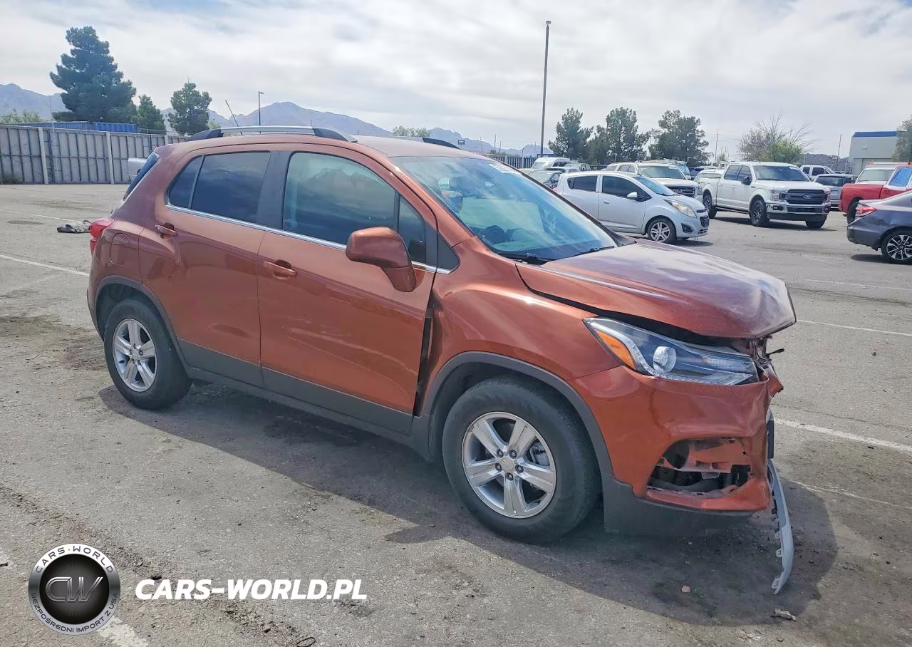 2019 Chevrolet Trax 1Lt VIN:3GNCJLSB3KL236584 - 4