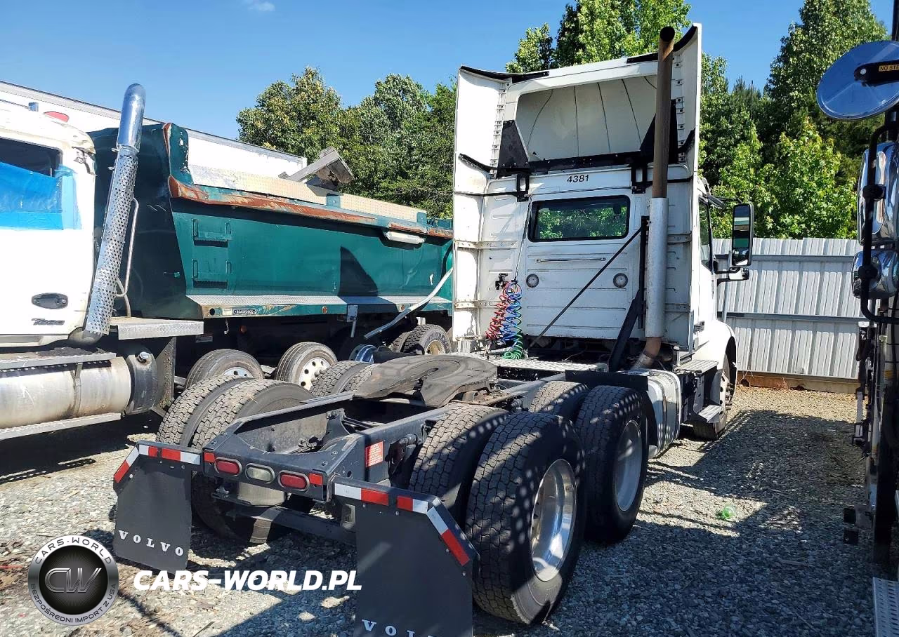 2021 Volvo Vnr Semi Truck VIN:4V4WC9EHXMN276719 - 4