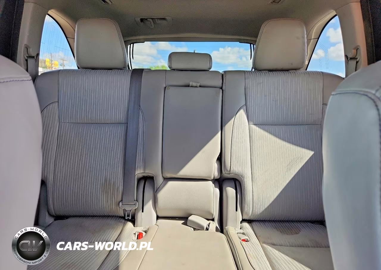 2017 Toyota Highlander Le Plus VIN:5TDZZRFH7HS198101 - 10
