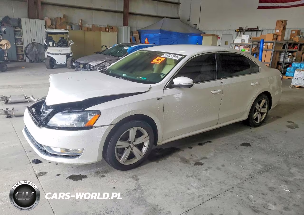 2015 Volkswagen Passat S VIN:1VWAT7A34FC092019 - 1
