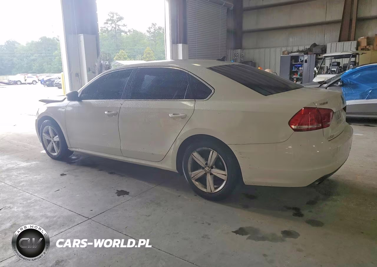 2015 Volkswagen Passat S VIN:1VWAT7A34FC092019 - 2