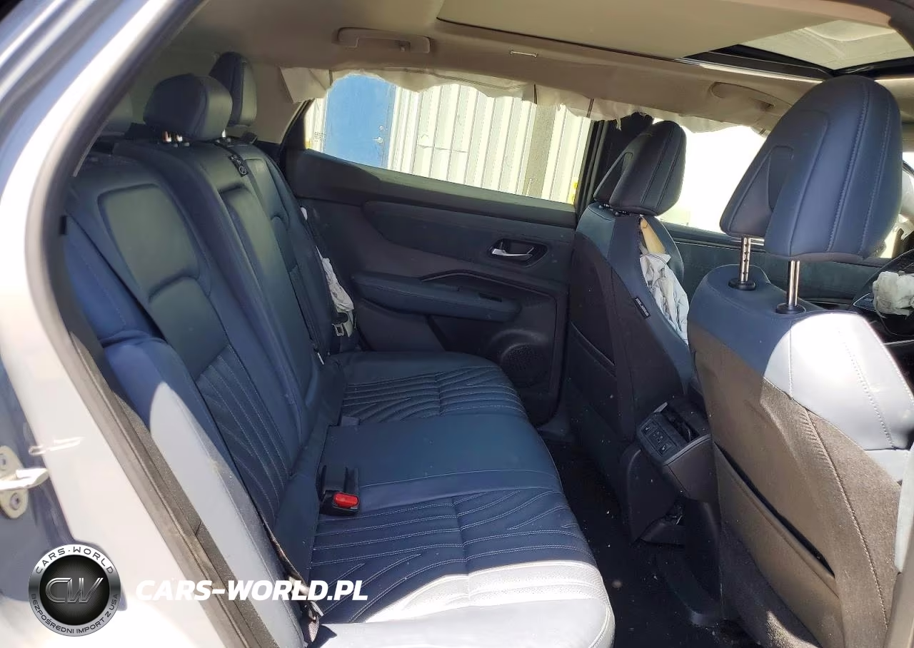2023 Nissan Ariya Platinum + VIN:JN1DF0CD0PM700752 - 10