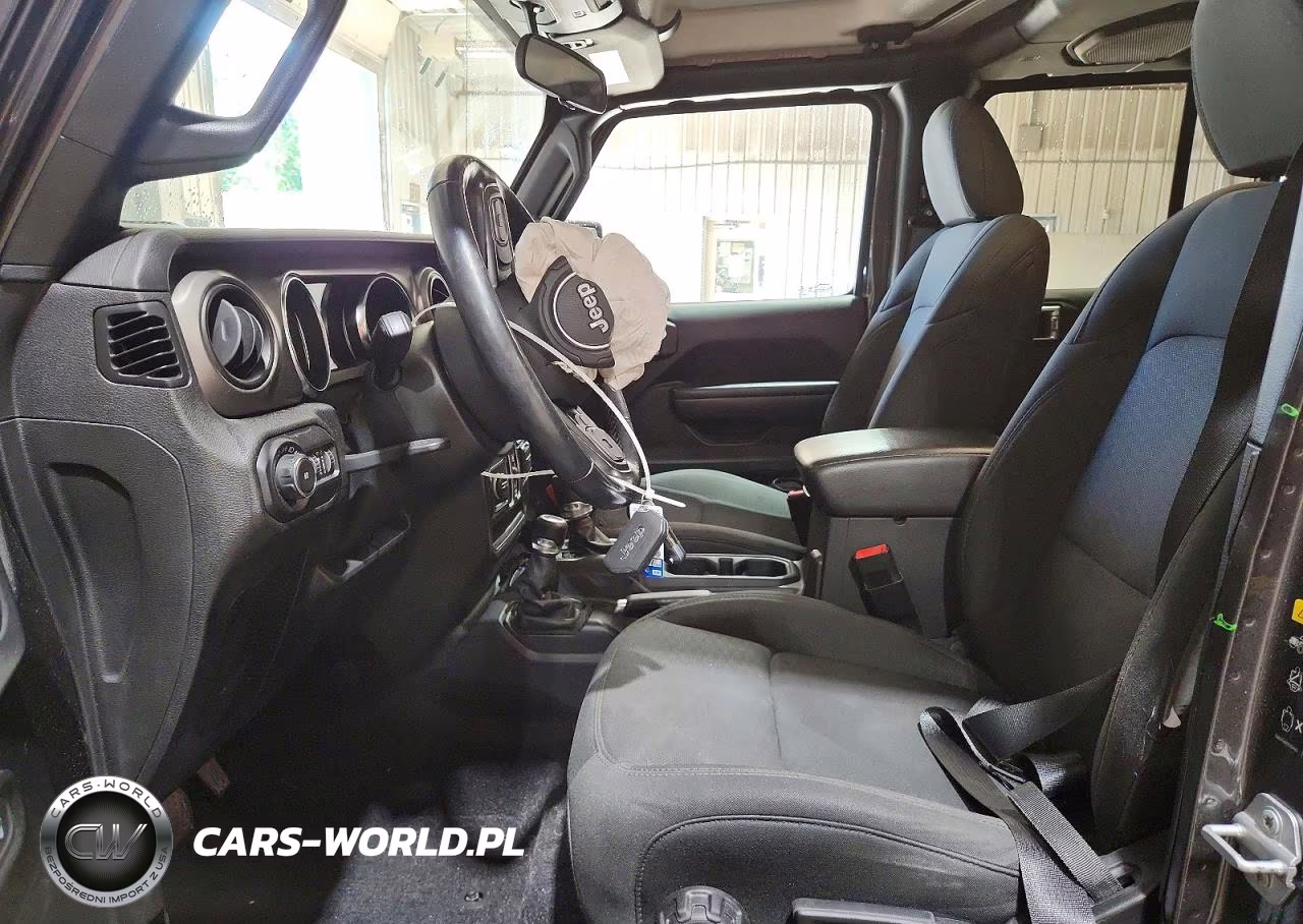 2020 Jeep Wrangler Unlimited Sport VIN:1C4HJXDG1LW287317 - 7