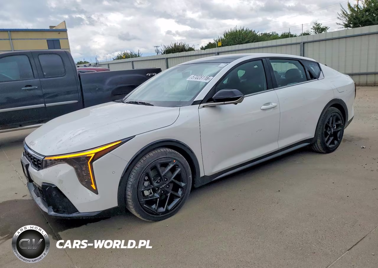 2025 Kia K4 Gt-Line Turbo
