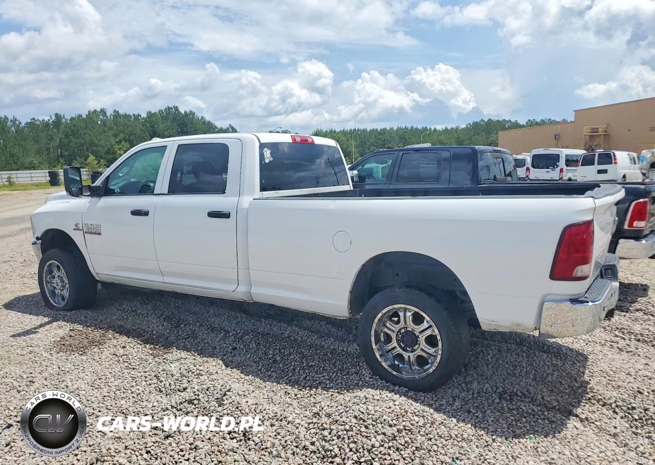 RAM 3500 ST VIN:3C63R3GL1JG220904 - 2