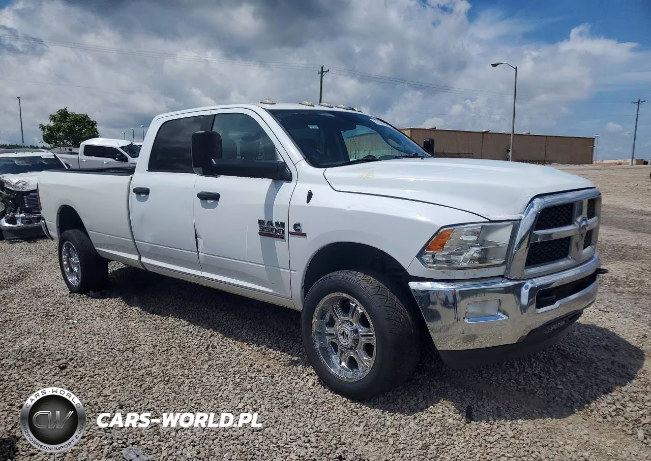RAM 3500 ST VIN:3C63R3GL1JG220904 - 4