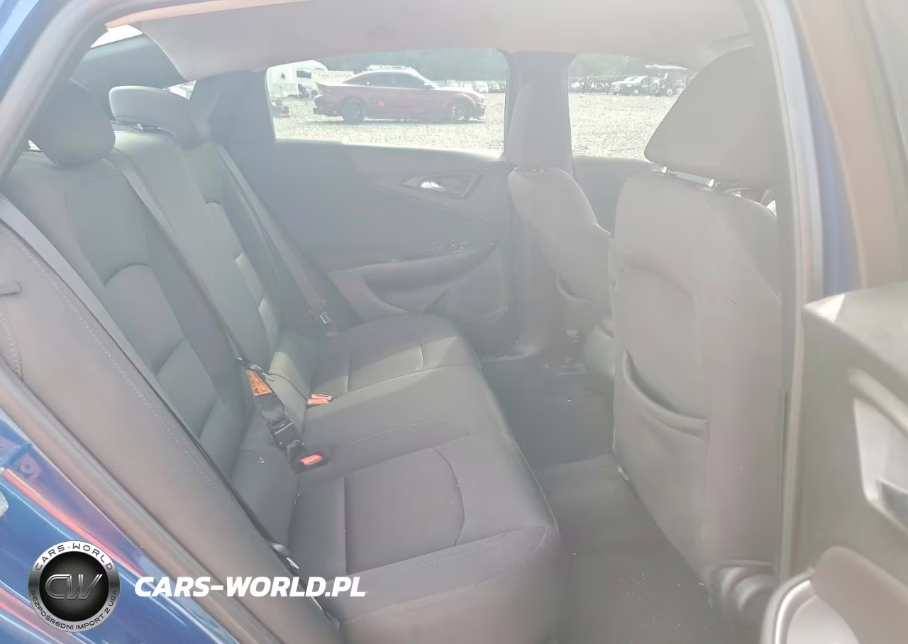 2019 Chevrolet Malibu Ls VIN:1G1ZC5ST1KF135676 - 10
