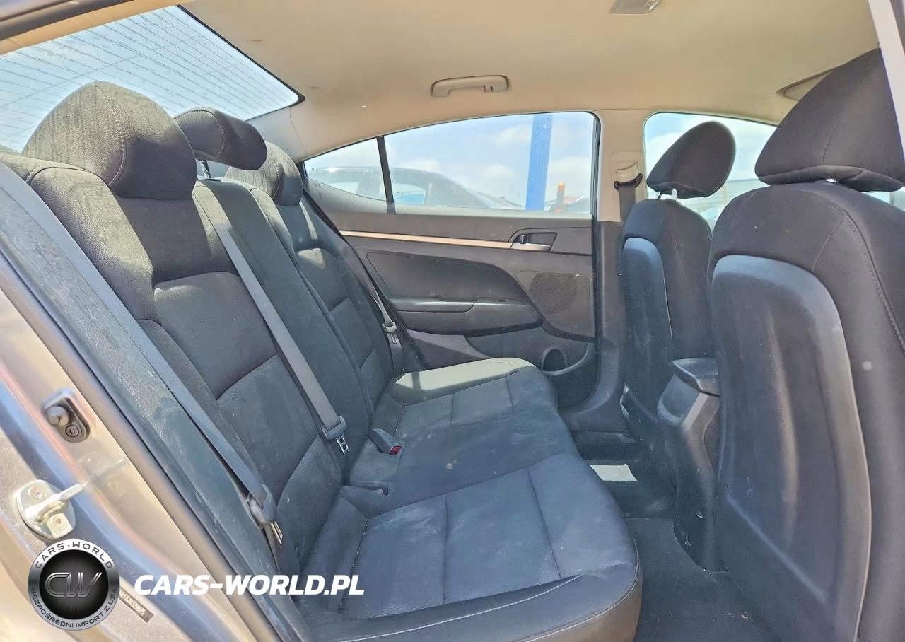 2018 Hyundai Elantra Se VIN:5NPD74LFXJH329975 - 10