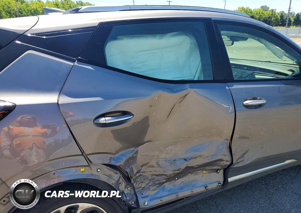 2022 Chevrolet Bolt Euv Premier VIN:1G1FZ6S07N4109984 - 10