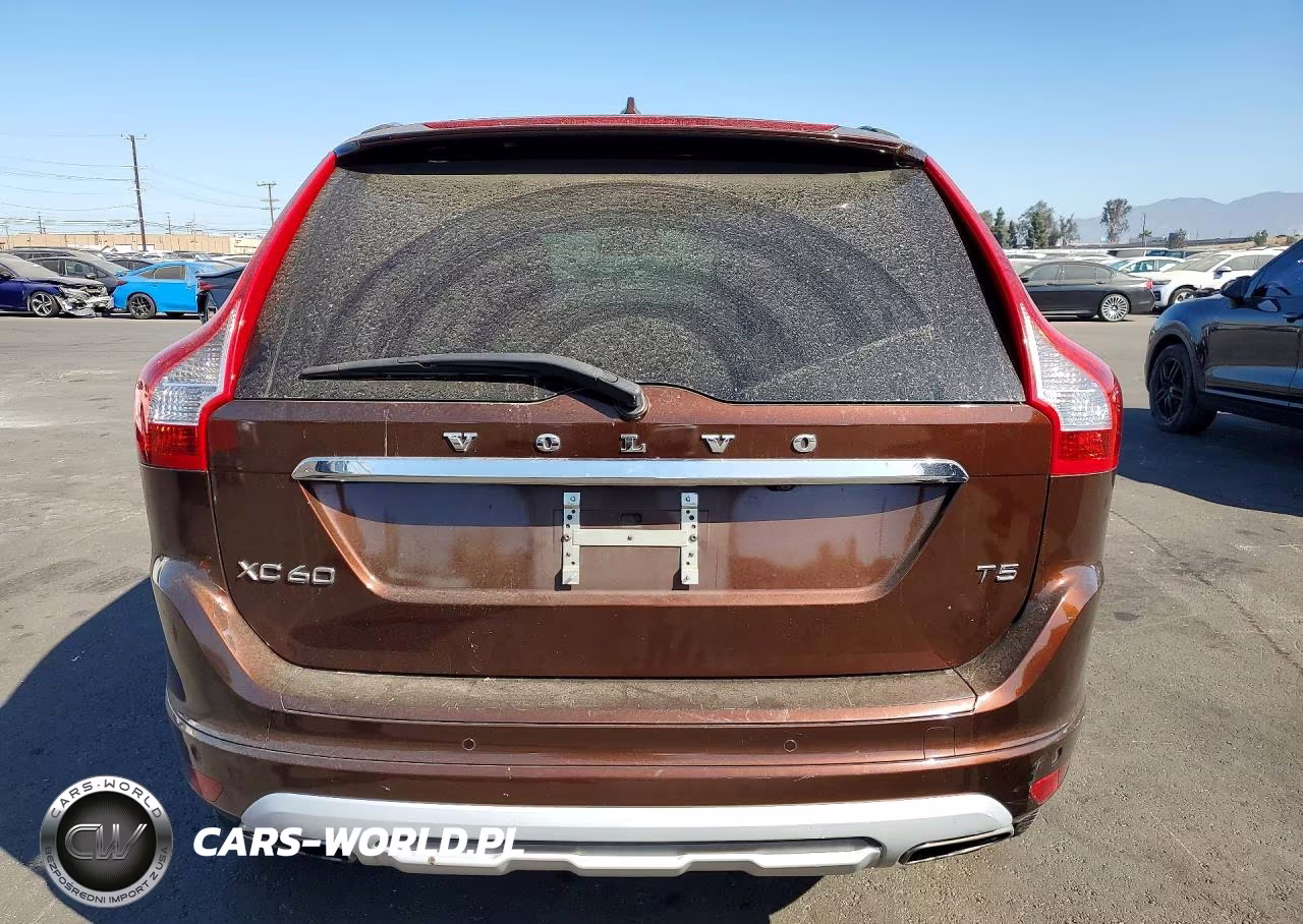 2017 Volvo Xc60 T5 Dynamic VIN:YV440MDR8H2225720 - 6