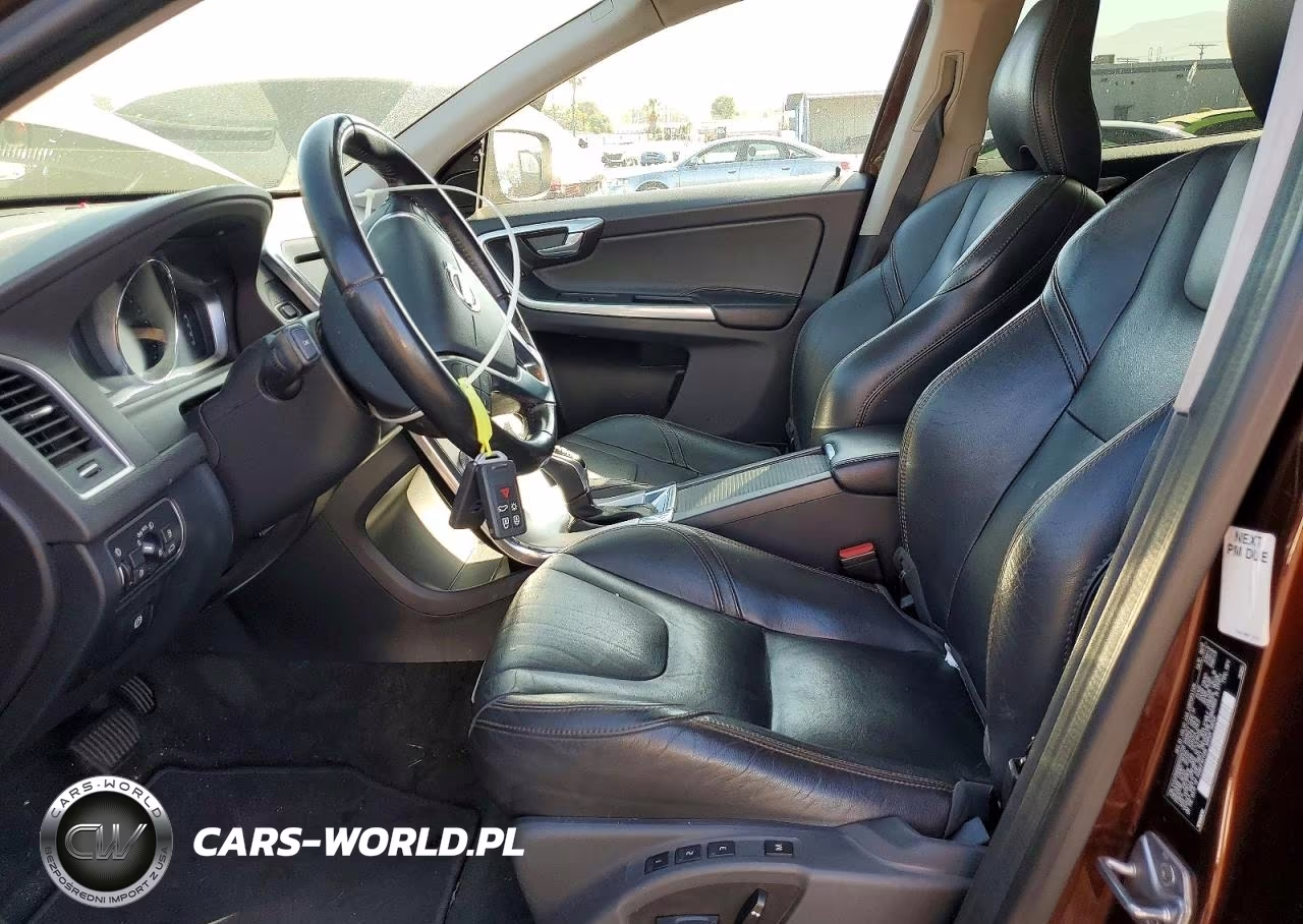 2017 Volvo Xc60 T5 Dynamic VIN:YV440MDR8H2225720 - 7