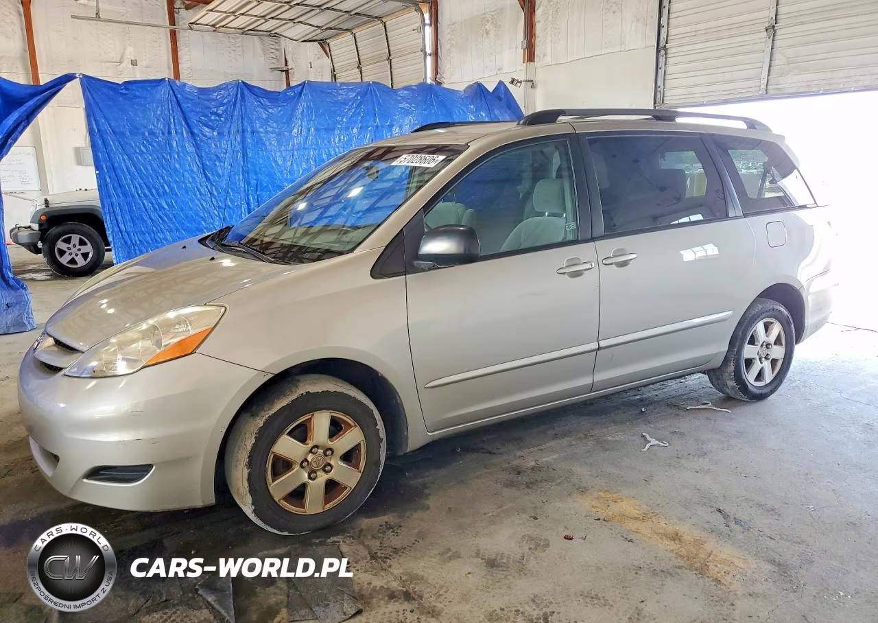 2006 Toyota Sienna Le – zdjęcie 1 z 13