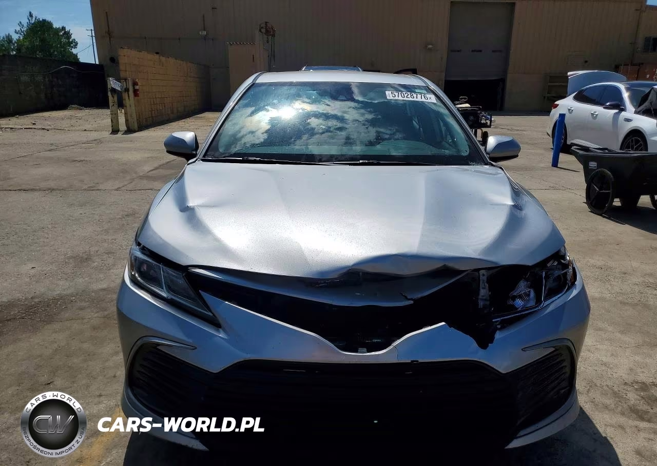 2021 Toyota Camry Le VIN:4T1C11AK7MU556509 - 5
