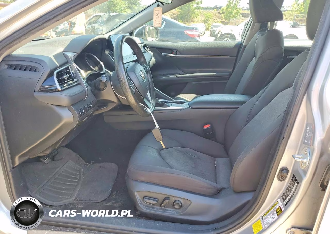 2021 Toyota Camry Le VIN:4T1C11AK7MU556509 - 7