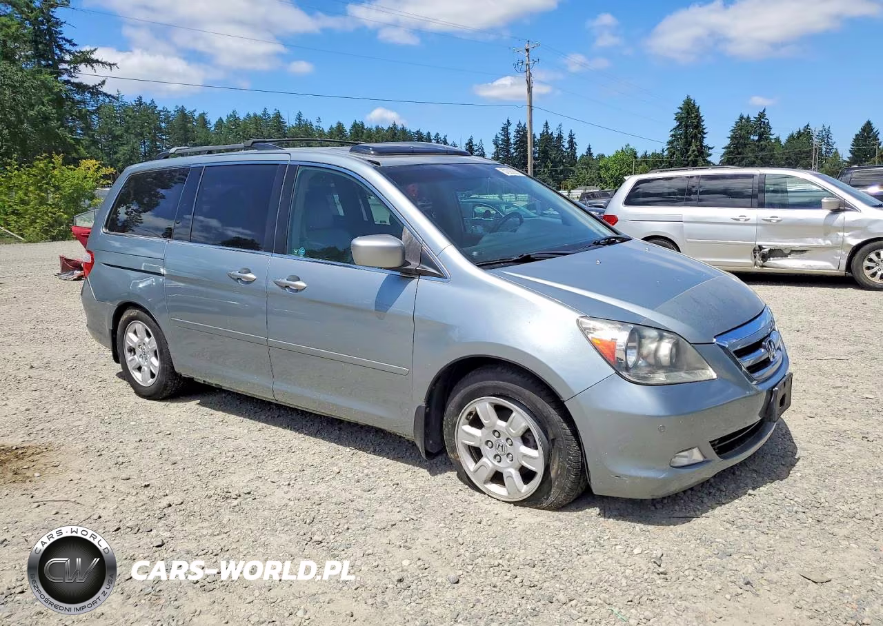 2005 Honda Odyssey Touring VIN:5FNRL38845B073777 - 4