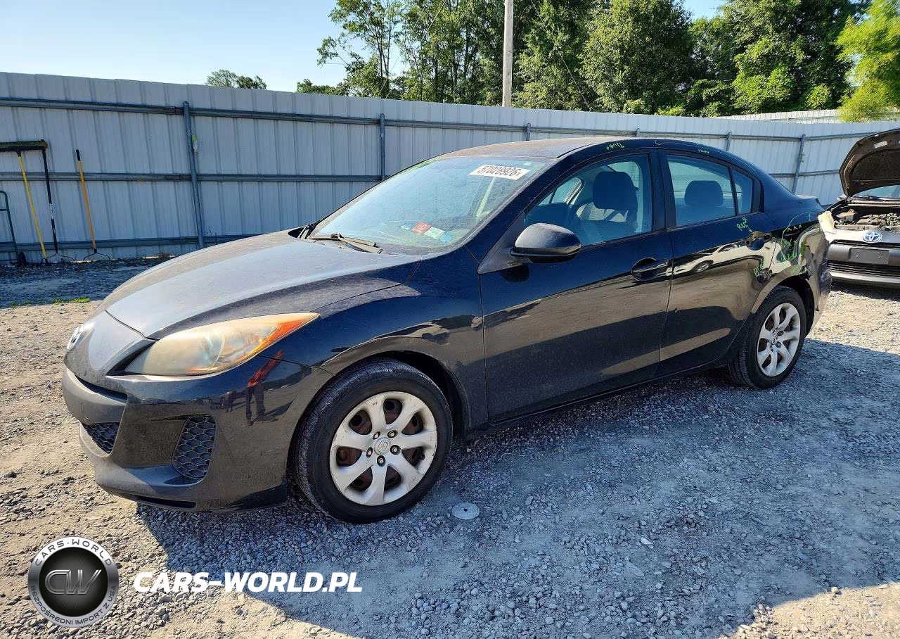 2013 Mazda 3 I