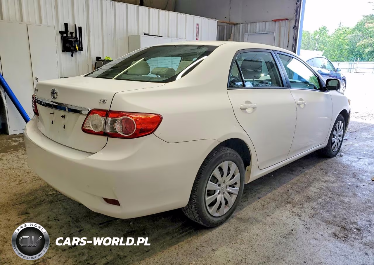 2012 Toyota Corolla Le VIN:2T1BU4EE3CC865693 - 3