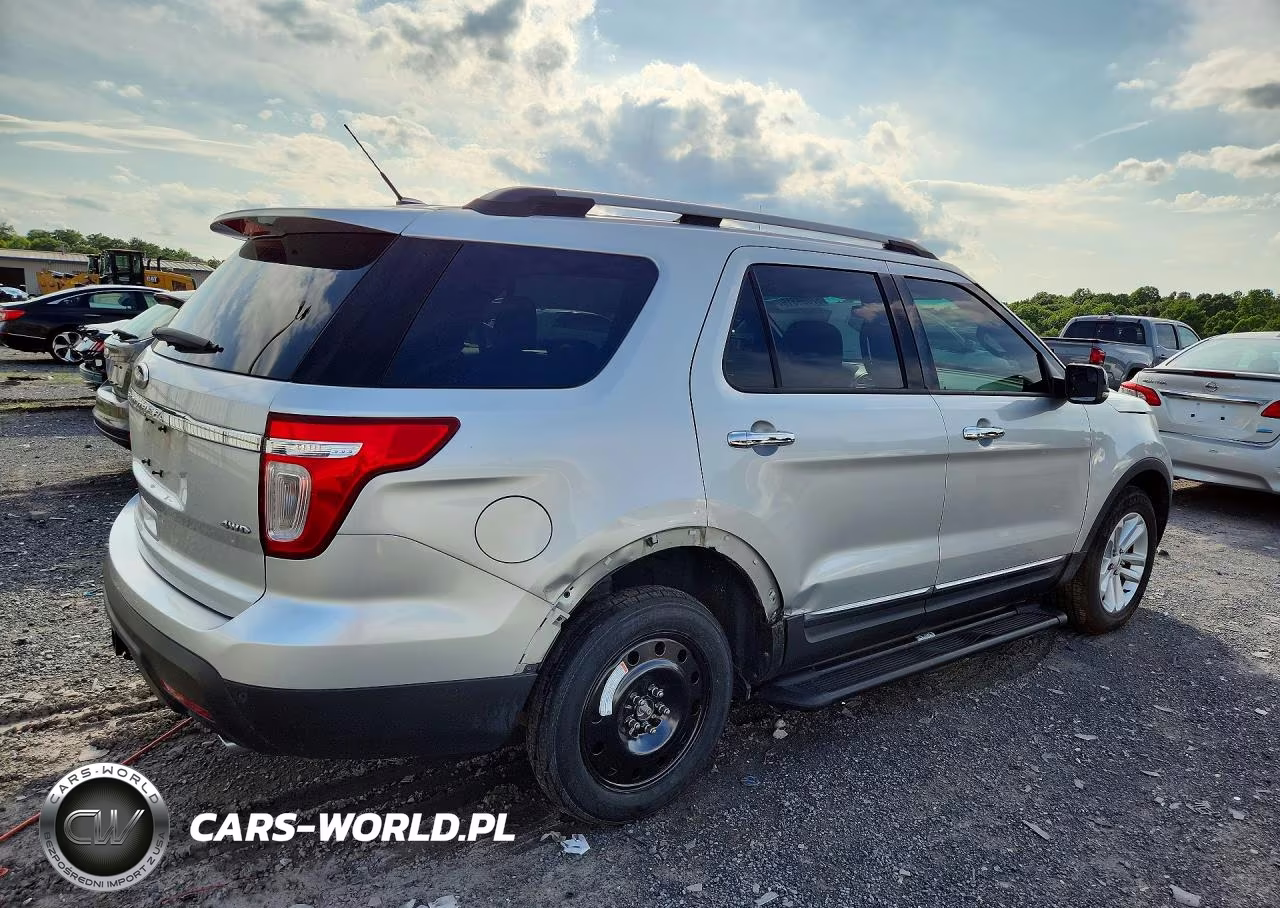 2012 Ford Explorer Xlt VIN:1FMHK8D87CGA39428 - 3