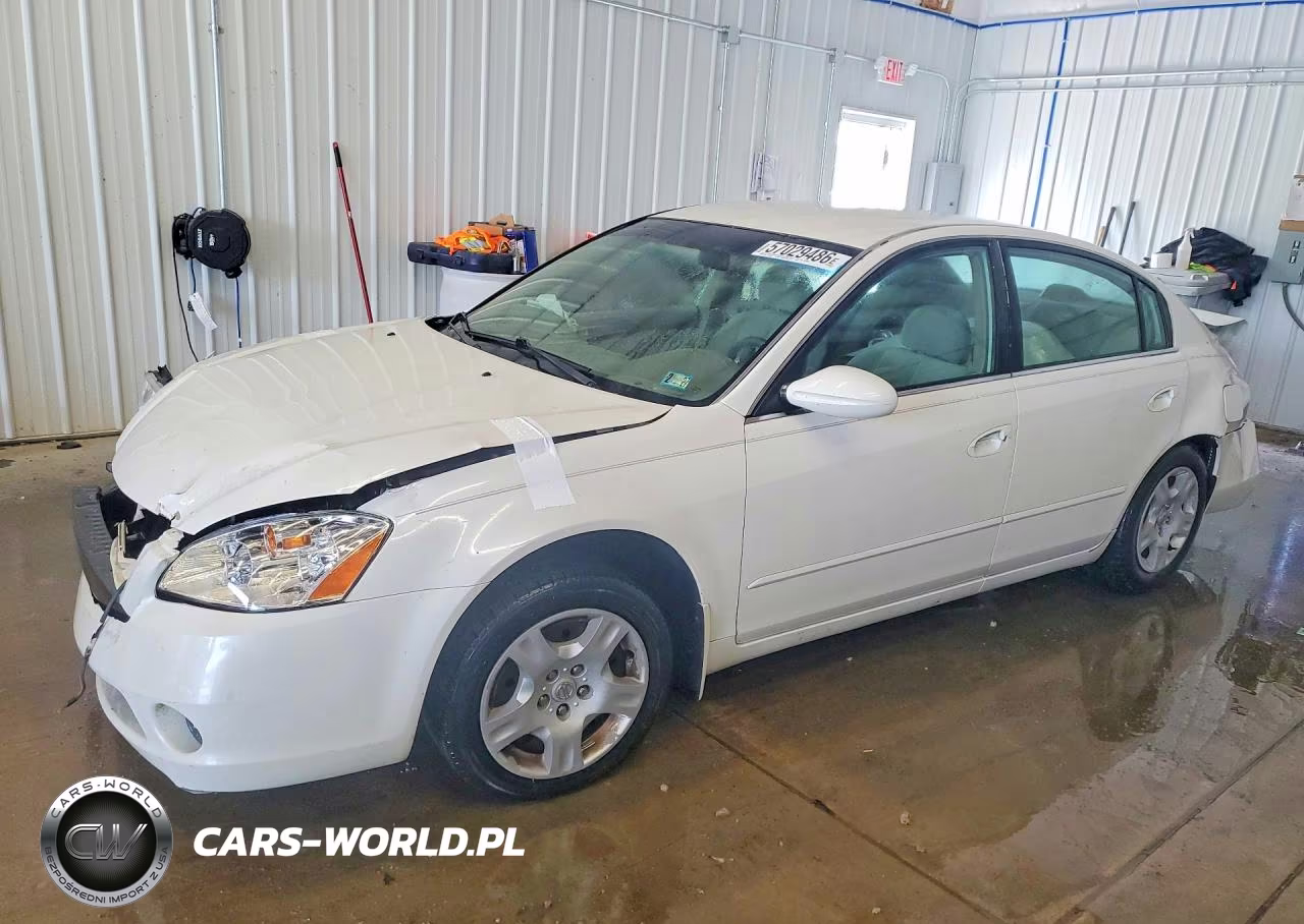 2003 Niss Altima