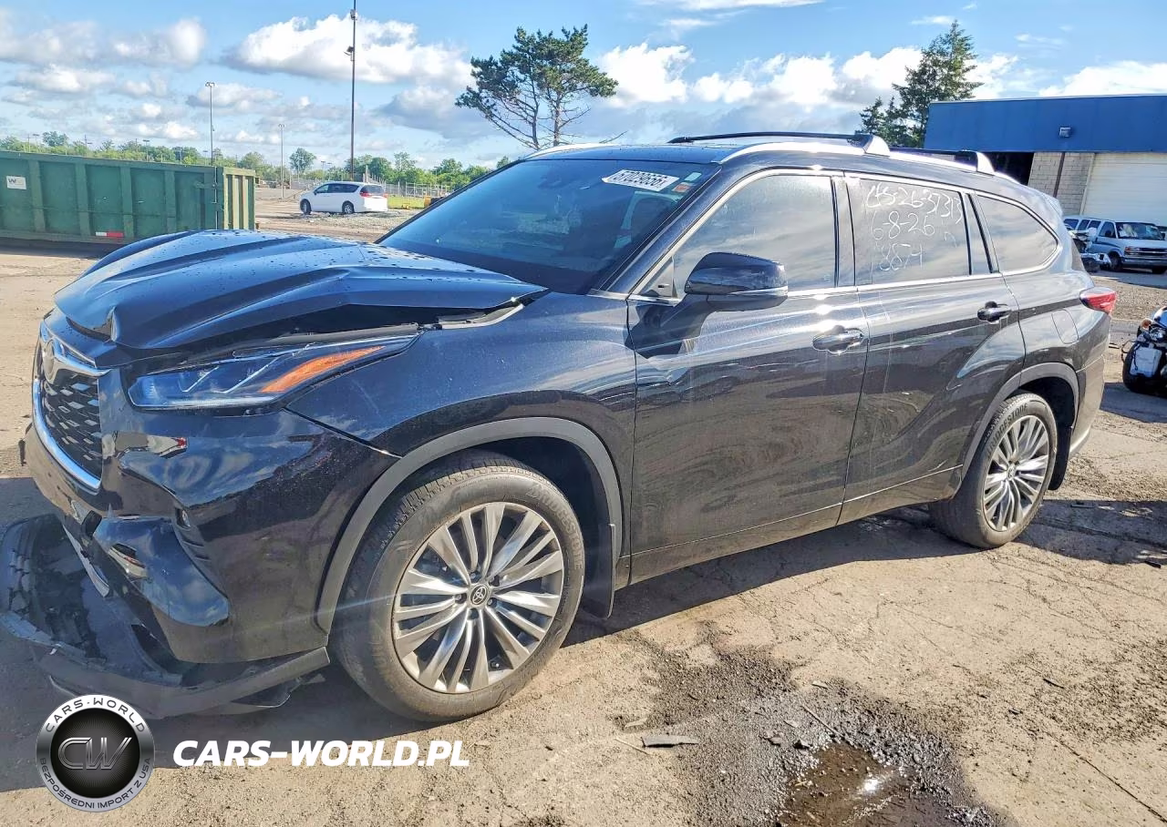 2022 Toyota Highlander Platinum – zdjęcie 1 z 12