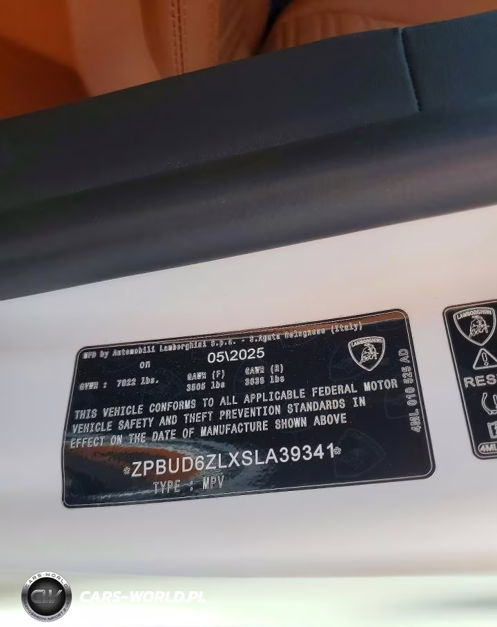 2025 Lamborghini Urus Se VIN:ZPBUD6ZLXSLA39341 - 14