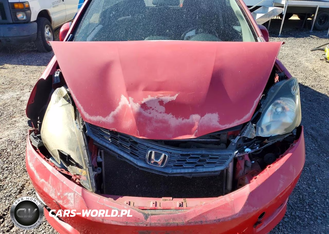 2013 Honda Fit Sport VIN:JHMGE8H53DC036525 - 11