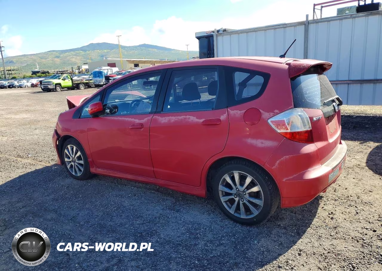 2013 Honda Fit Sport VIN:JHMGE8H53DC036525 - 2