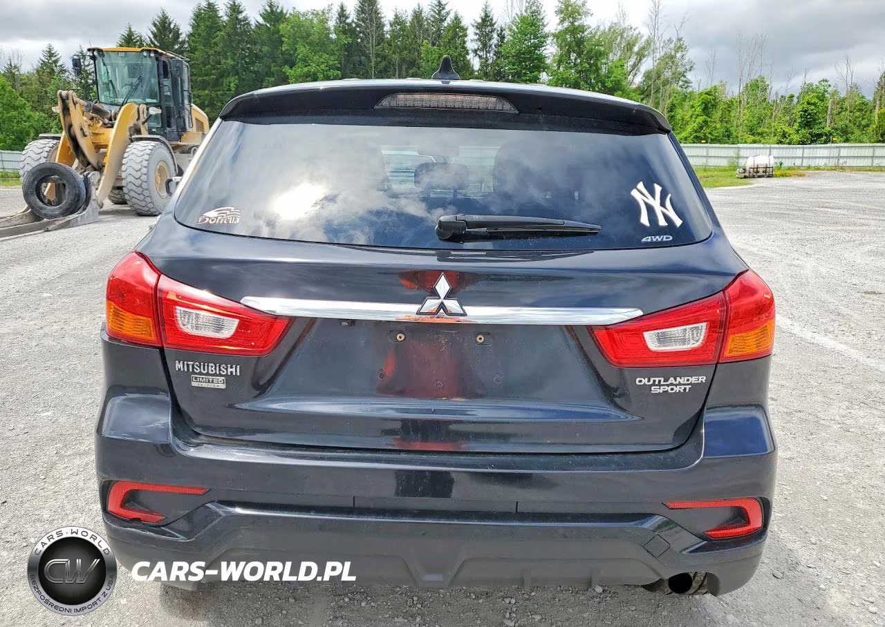 2018 Mitsubishi Outlander Sport Es VIN:JA4AR3AU1JZ025266 - 6