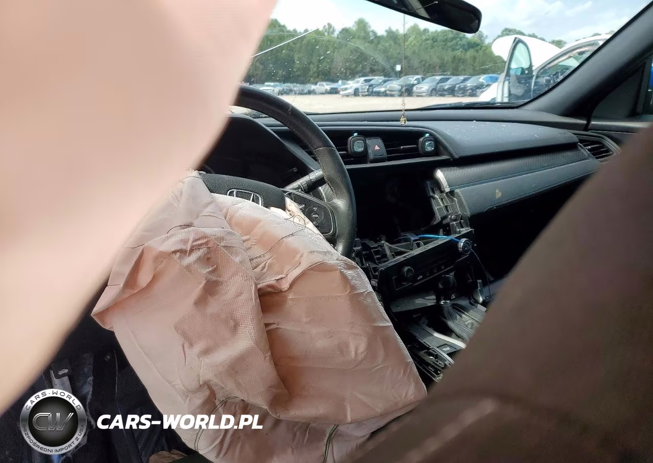 2018 Honda Civic Sport VIN:SHHFK7G47JU205130 - 8