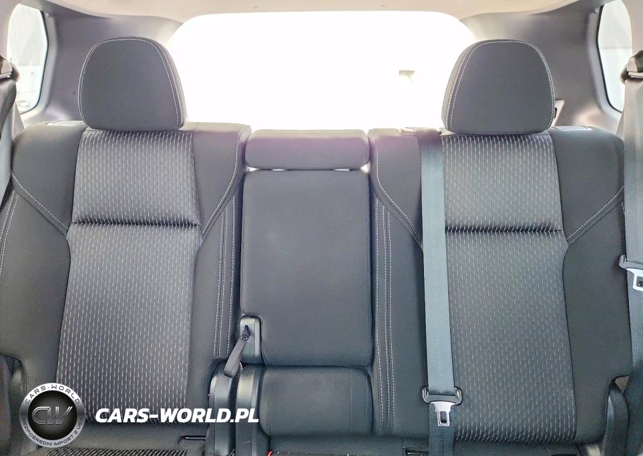 2024 Mitsubishi Outlander Es VIN:JA4J3UA83RZ029485 - 10