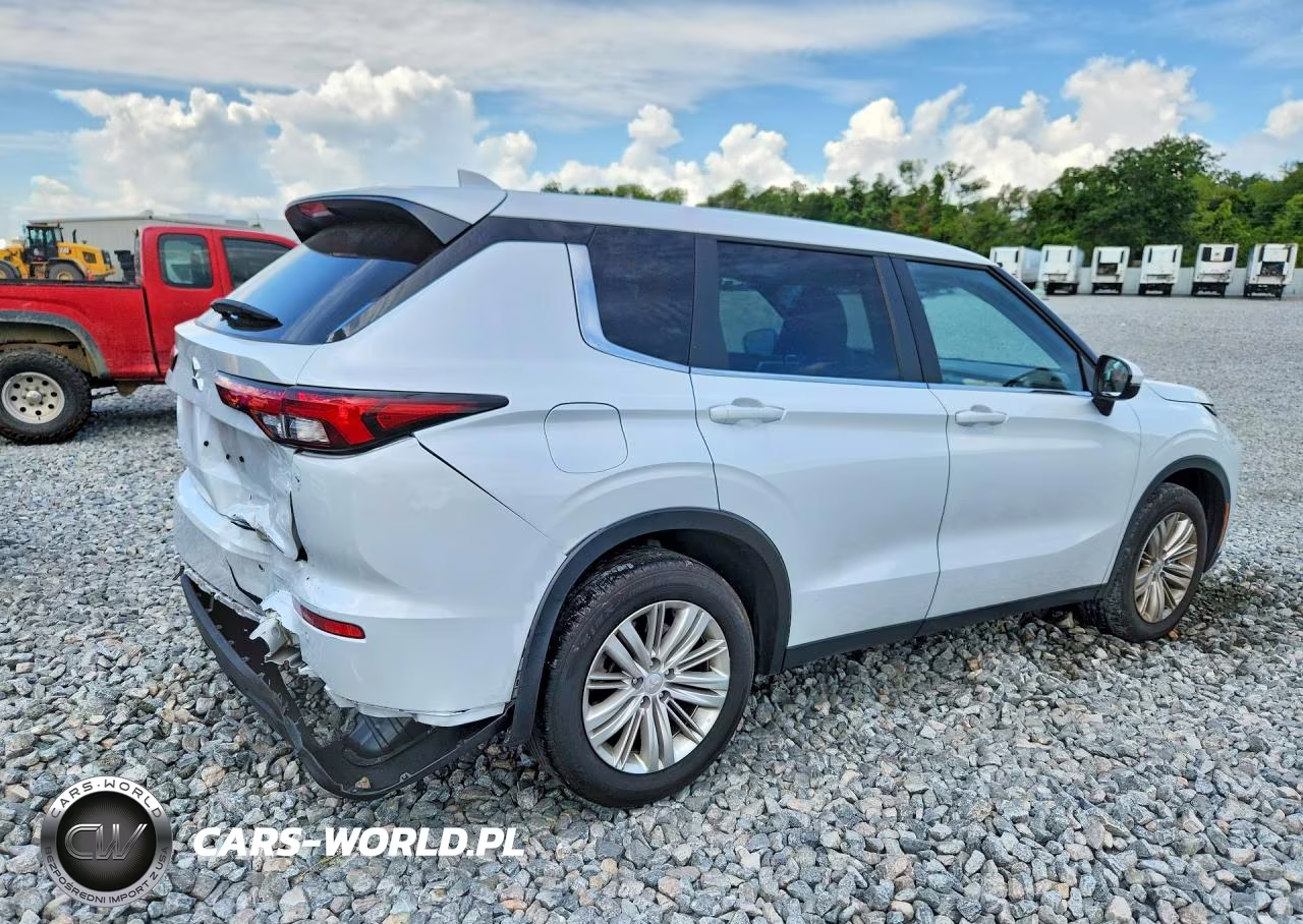 2024 Mitsubishi Outlander Es VIN:JA4J3UA83RZ029485 - 3