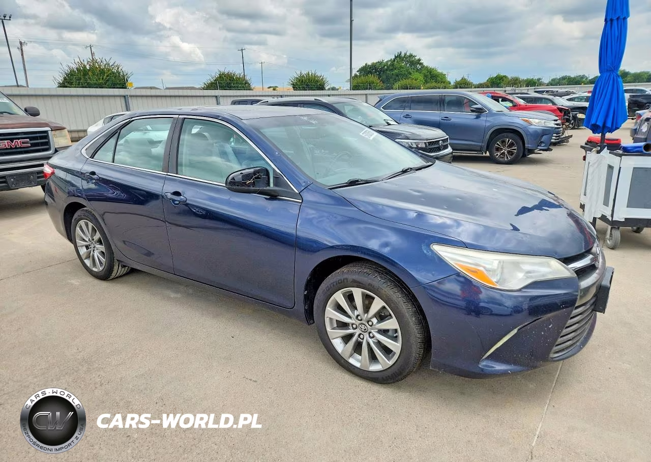 2017 Toyota Camry Xle VIN:4T1BF1FK6HU718593 - 4