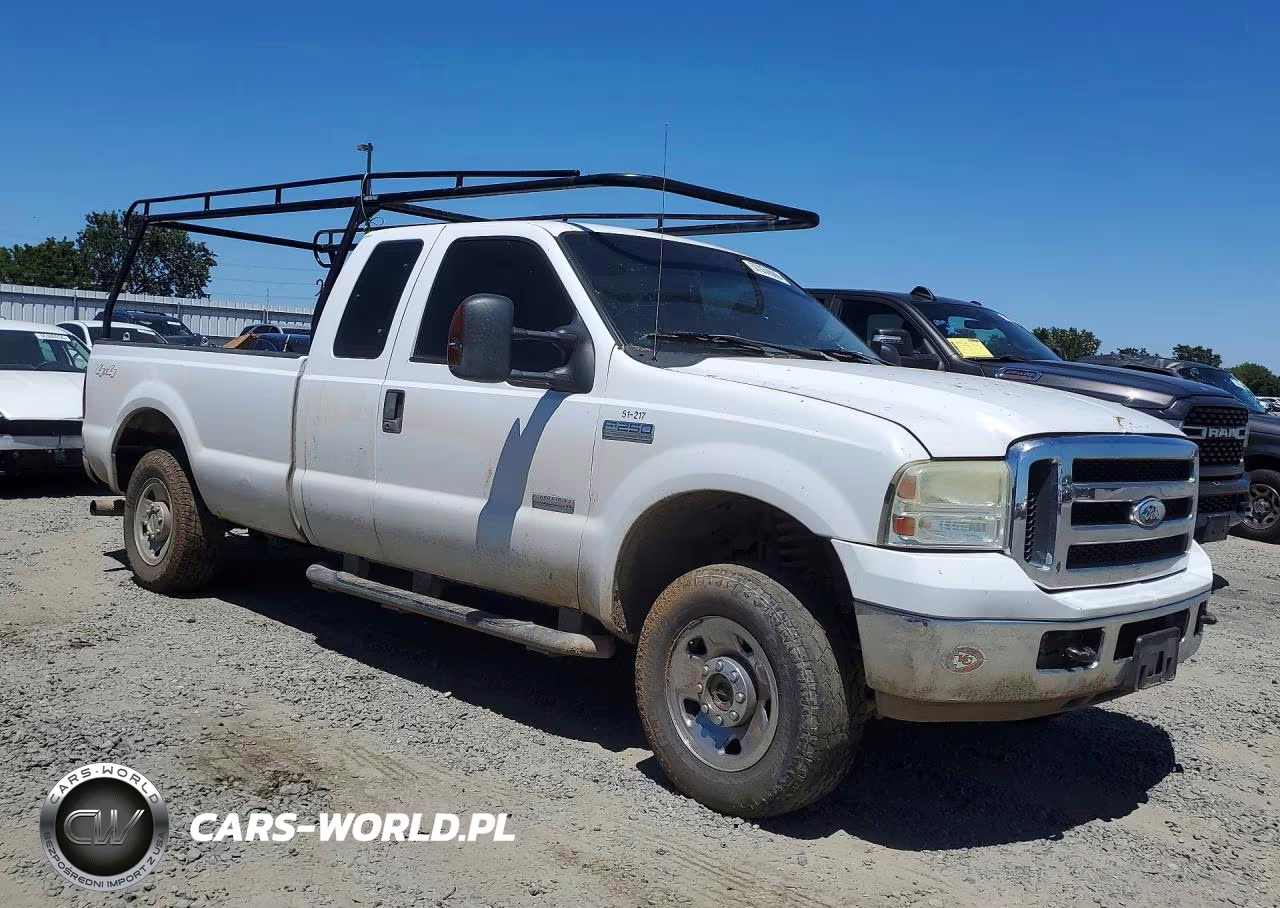 2005 Ford F250 Super Duty VIN:1FTSX21PX5EB73109 - 4