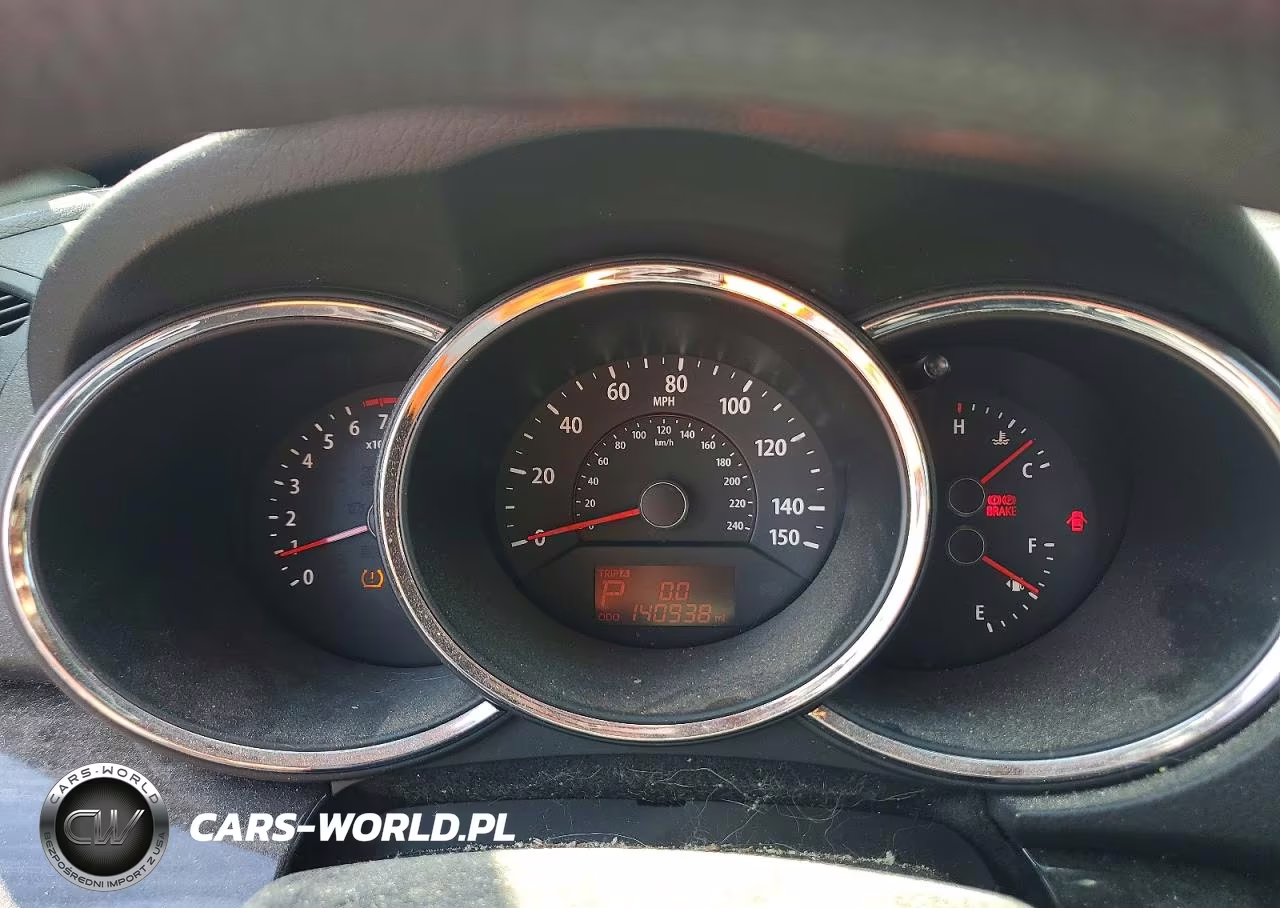 2011 Kia Sorento Lx VIN:5XYKTDA12BG099433 - 9