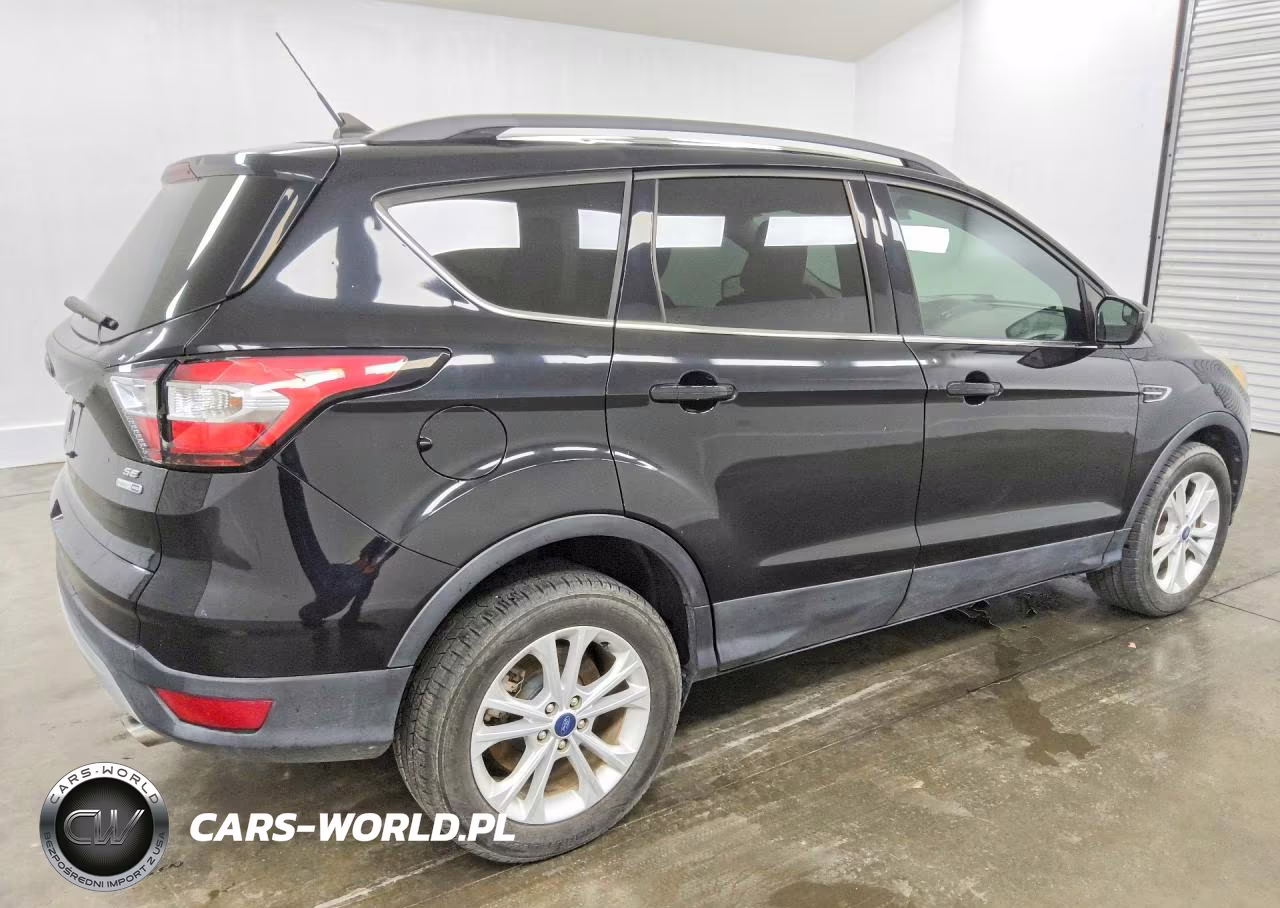 2018 Ford Escape Se VIN:1FMCU9GD9JUC40135 - 3
